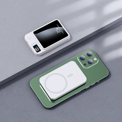 MagnetBoost Qi PowerBank Pro 20000mAh Mini Charger